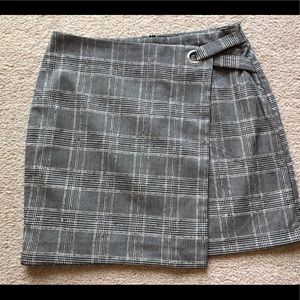 H&M Black White Plaid Textured Wrap Skirt Size 10 Woven Mini New High Rise Check